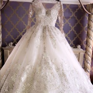 Ysa Makino wedding dress